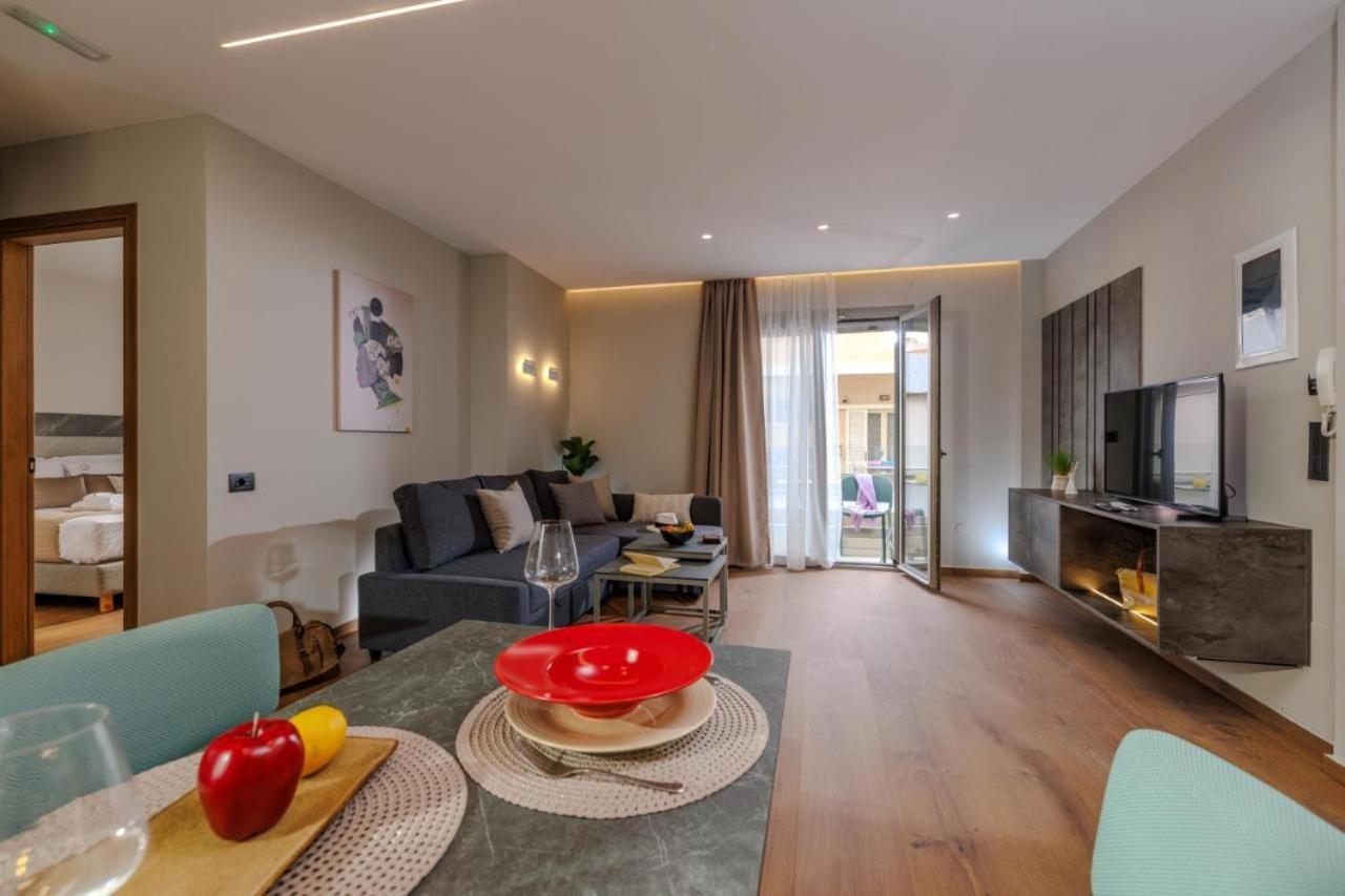 הרקליון Jolly Suites מראה חיצוני תמונה